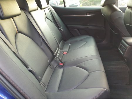 2021 Toyota Camry - thumbnail 10