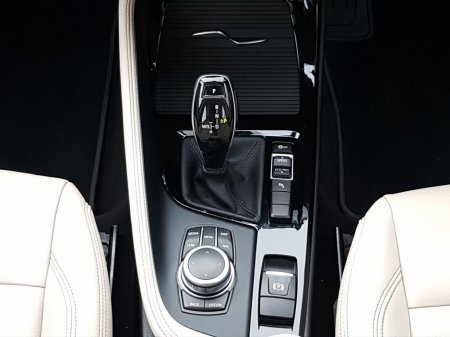 2020 BMW X1 sDrive18i xLine thumbnail