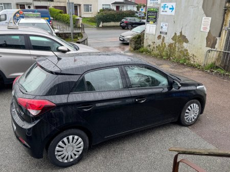 2016 Hyundai i20 Ideal starter car €9,200 thumbnail