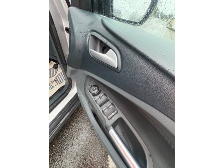 2013 Ford Grand C-Max 1.6 TDCI 95PS ACTIV €4,950 thumbnail