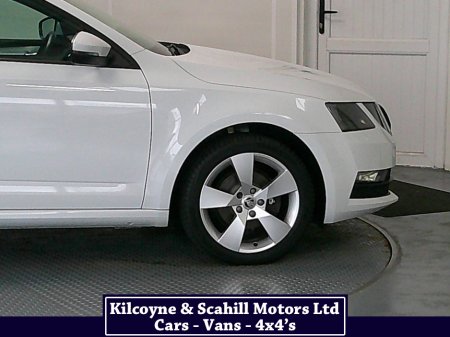 2019 Skoda Octavia - thumbnail 30