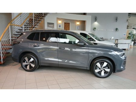 2025 Volkswagen Tiguan 2.0 TDi Life, Edition 75 Dsg, Dolphin Grey. €51,500