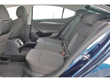 2023 Skoda Octavia 2.0 TDI STYLE 115BHP DSG thumbnail