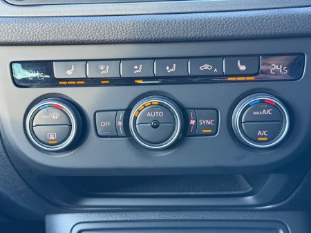 2016 Volkswagen Tiguan 2.0 TDI 110HP BMT Sport & Style thumbnail