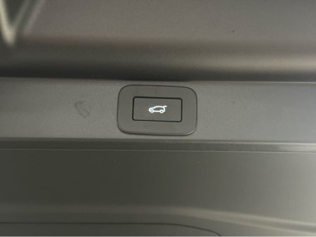 2026 Land Rover Range Rover - thumbnail 37