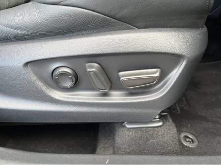 2022 Toyota C-HR - thumbnail 11