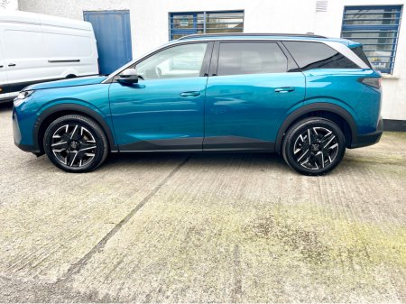 2025 Peugeot 5008 - thumbnail 37