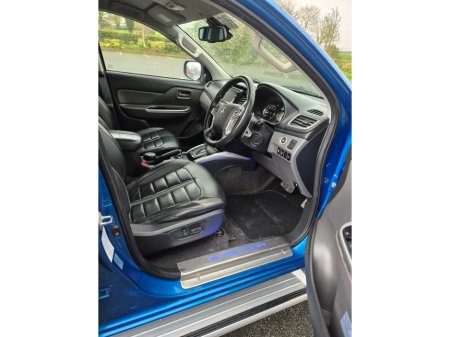 2017 Mitsubishi L200 - thumbnail 8