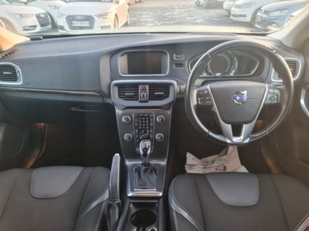 2013 Volvo V40 1.6Petrol T4 SE Automatic  (3687) €11,795 thumbnail