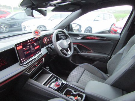 2025 Volkswagen Tiguan R-LINE 75 2.0 TDI DSG 150HP thumbnail