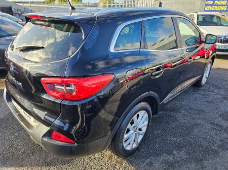 2017 Renault Kadjar DYNAMIQUE ** IRISH CAR ** FULL BEIGE LEATHER INTERIOR ** SAT NAV ** BEST COLOUR COMBINATION ** STUNNING EXAMPLE ** €12,495
