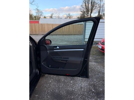 2008 Volkswagen Golf - thumbnail 32