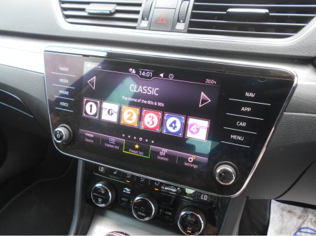 2021 Skoda Superb - thumbnail 10