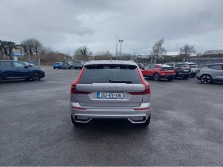 2025 Volvo XC60 MY26 T6 AWD PLUG-IN HYBRID €71,950 thumbnail