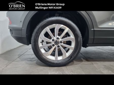 2024 Volkswagen T-Roc - thumbnail 9