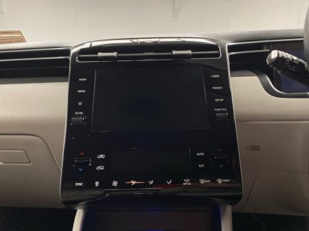 2024 Hyundai Tucson 2WD Executive thumbnail