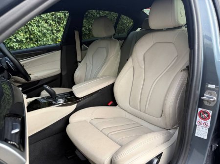 2018 BMW 5 Series - thumbnail 6