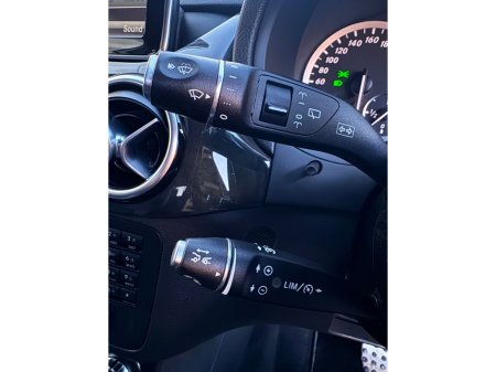 2012 Mercedes-Benz B Class B SERIES SPORT 5DR AUTO €8,750 thumbnail