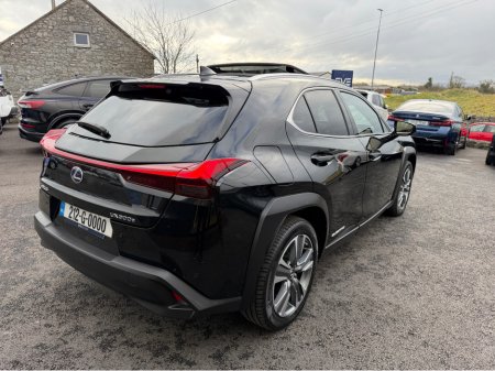 2021 Lexus UX 300 e UX300e - Takumi Edition - Sunroof €24,750 thumbnail