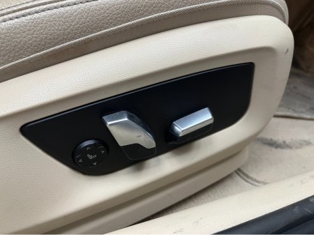 2017 BMW 5 Series - thumbnail 13