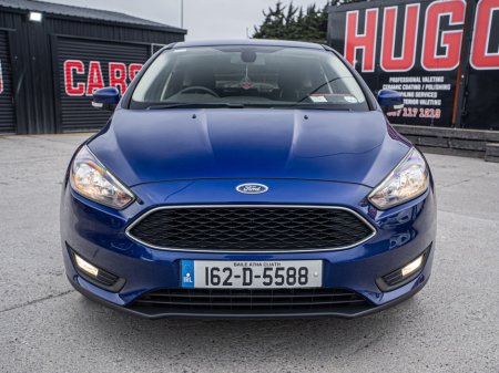 2016 Ford Focus - thumbnail 11