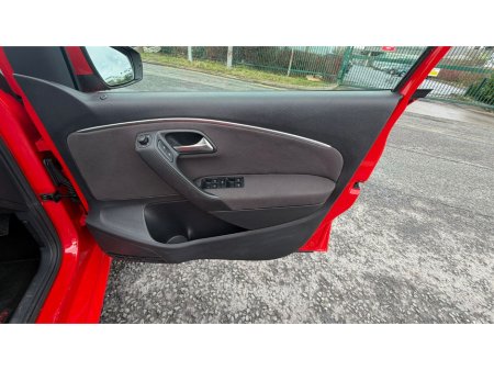 2015 Volkswagen Polo  €11,000 thumbnail