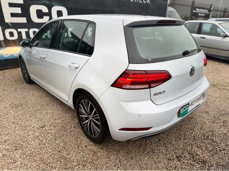 2018 Volkswagen Golf SE NAVIGATION 1.5 TSI BLUEMOTION TECHNOLOGY, 1.4, MANUAL, 2 YEAR NCT, LOW TAX, LOW INSURANCE €16,995 thumbnail