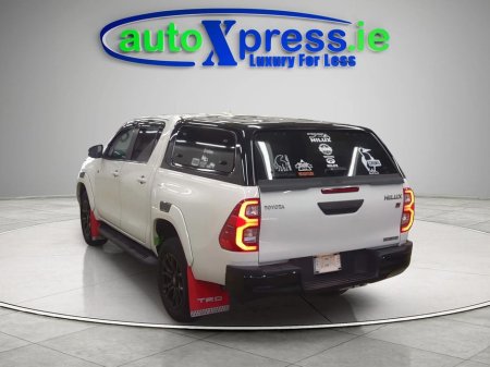 2023 Toyota Hilux - photo 3