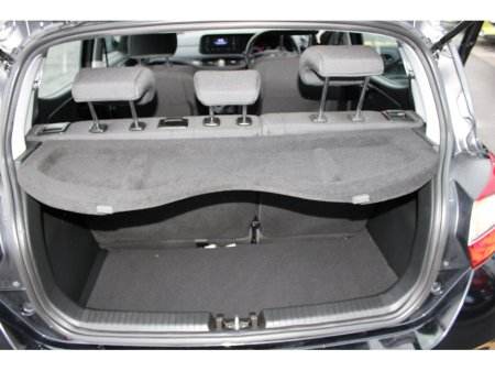 2022 Hyundai i10 - thumbnail 13