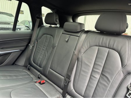 2021 BMW X5 G05 XDRIVE 45E M SPORT PHEV thumbnail