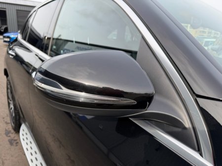 2023 Mercedes-Benz EQC - thumbnail 39