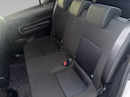 2018 Toyota Aqua 1.5 Petrol Auto €13,950 thumbnail