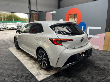 2025 Toyota Corolla - thumbnail 4