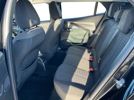 2022 Peugeot 2008 ACTIVE 1.2 100 4DR €19,900 thumbnail