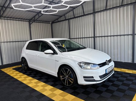 2013 Volkswagen Golf - thumbnail 2