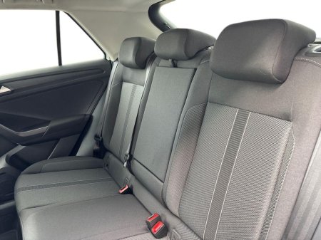 2026 Volkswagen T-Roc - thumbnail 11