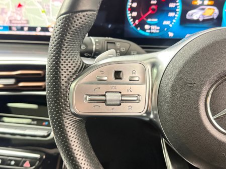 2023 Mercedes-Benz EQC - thumbnail 19