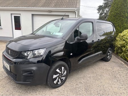 2021 Peugeot Partner - thumbnail 6