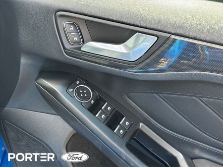 2020 Ford Focus - thumbnail 21