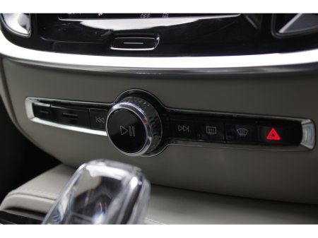 2020 Volvo S60 - thumbnail 15