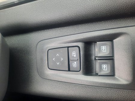 2026 Nissan Interstar - thumbnail 16