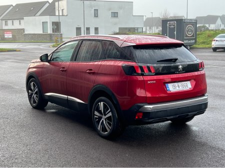 2019 Peugeot 3008 ALLURE 1.5 BLUE HDI 130 6 6.2 4DR €17,900 thumbnail