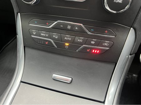 2023 Ford S-Max 7 SEATER AUTOMATIC ST-LINE 2.5 HYBRID PETROL //HIGH SPEC//HEATED SEATS AND STEERING WHEEL//ELECTRIC HALF LEATHER SEATS//REVERSE CAMERA//KEYLESS ENTRY//SAT NAV// €37,950 thumbnail