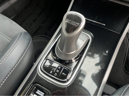 2020 Mitsubishi Outlander 4WD G PLUS AUTOMATIC PLUG IN HYBRID 2.4 PETROL //HIGH SPEC//LOW MILES//HALF LEATHER HEATED SEATS//ELECTRIC DRIVERS SEAT//HEATED STEERING WHEEL// €24,950 thumbnail