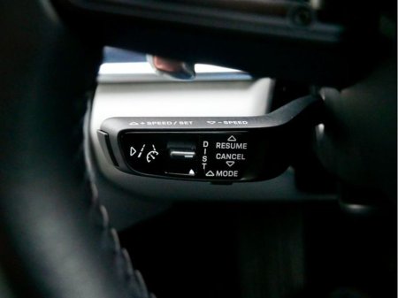 2023 Porsche Panamera - thumbnail 30