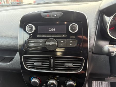 2017 Renault Clio 1.2 16V 75 EXPRESSION €11,500 thumbnail