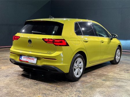 2024 Volkswagen Golf - view 3