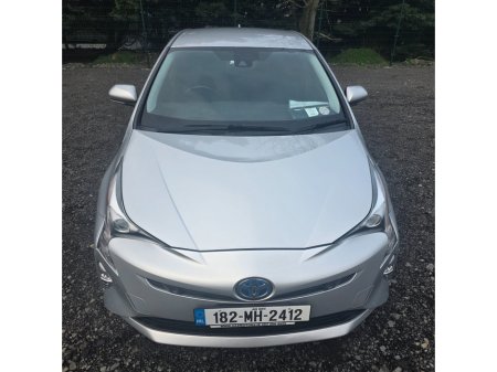 2018 Toyota Prius - thumbnail 3