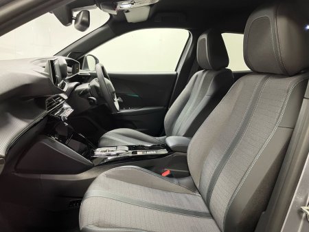 2022 Peugeot 2008 Allure Premium+ EV 136PS - Reversing Camera - Sat Nav - Climate Control - Cruise Control - Apple CarPlay/Android Auto €21,950 thumbnail