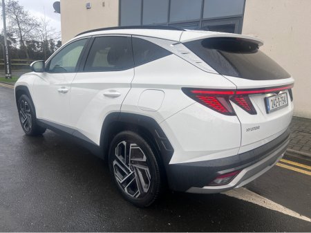 2024 Hyundai Tucson 4 WHEEL DRIVE EXECUTIVE PLUS PHEV 5DR €37,995 thumbnail
